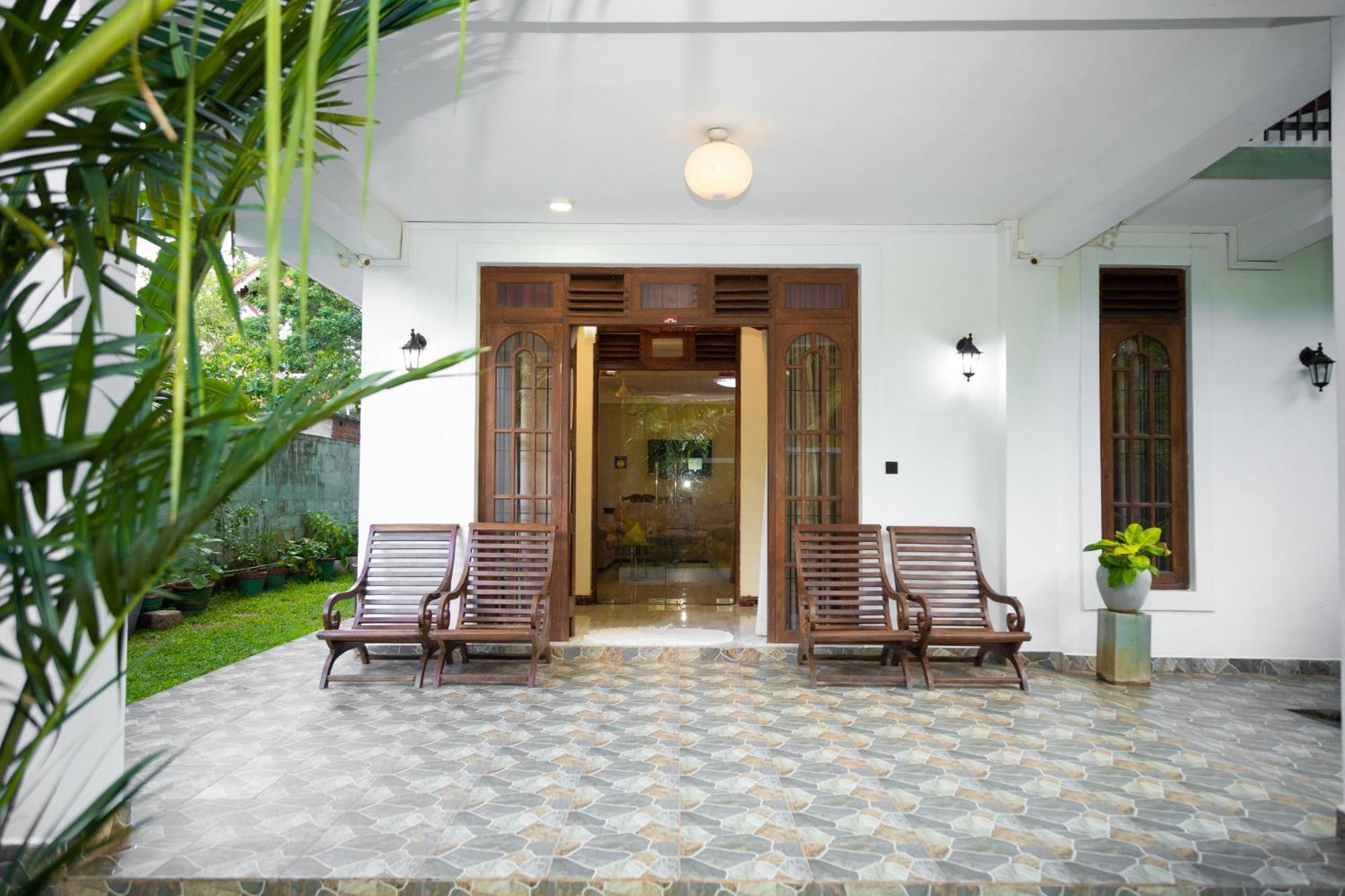 Marathona Tourist Resort - Anuradhapura Exterior photo